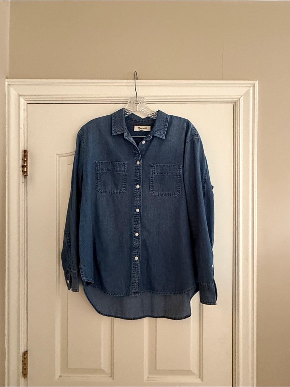 Madewell Denim Oversized Ex-Boyfriend Shirt in Hutcherson Wash in medium - Picture 2 of 4